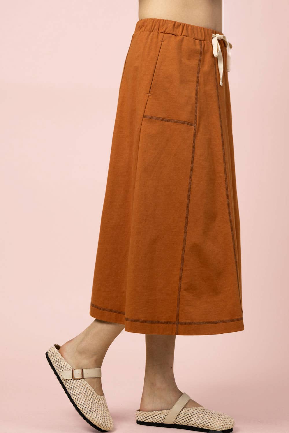Haley’s stitch detail casual midi skirt