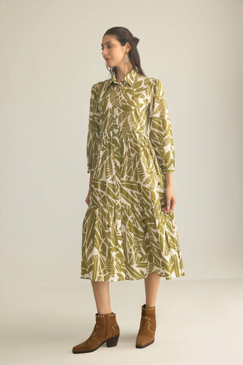 Olivia’s Palm Midi Dress in Olive Green