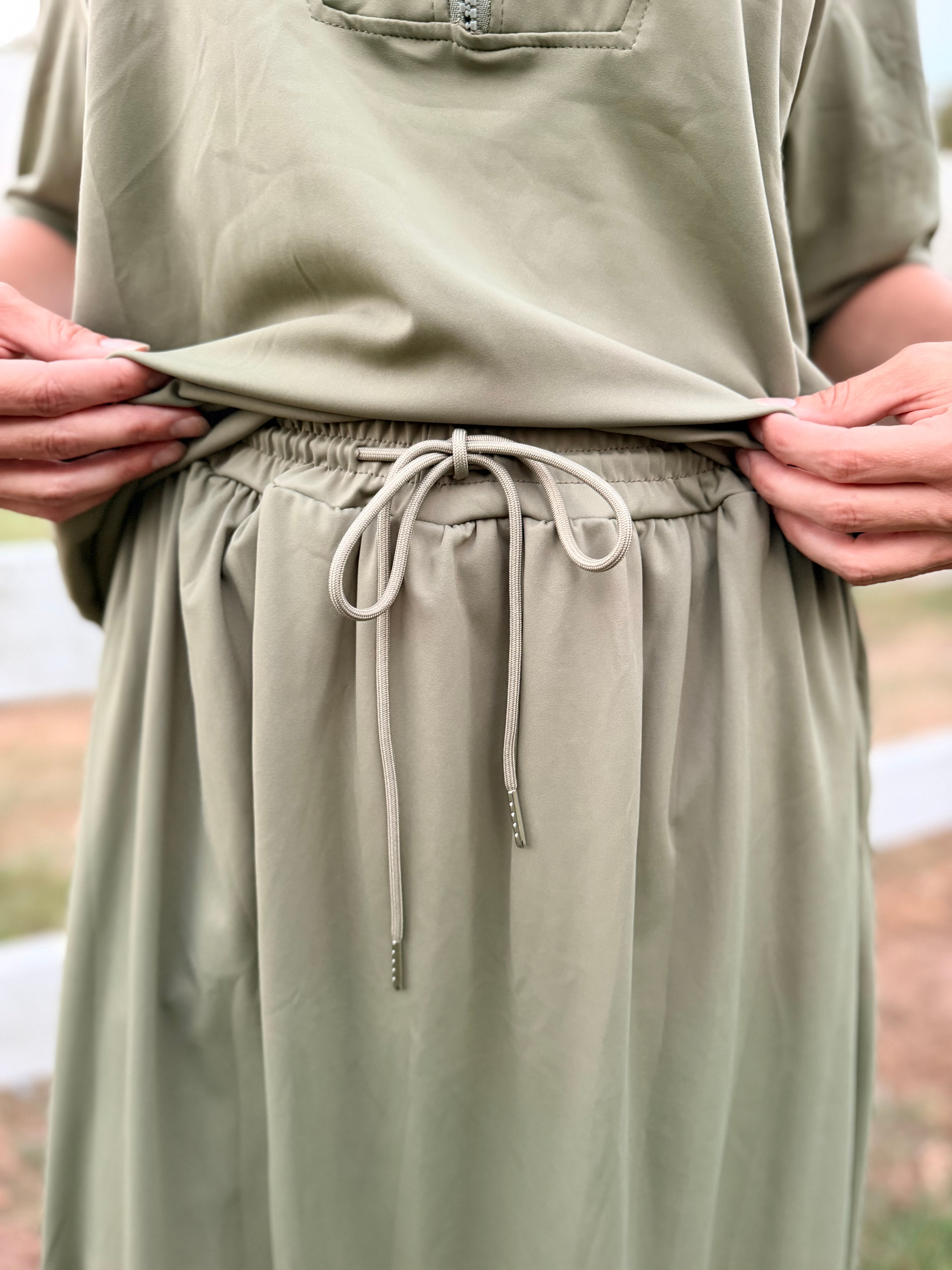 The Raylea Athletic Set