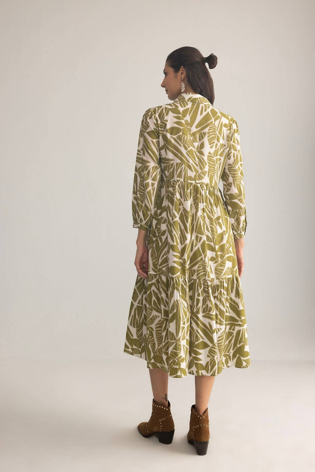 Olivia’s Palm Midi Dress in Olive Green